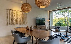 308-303 Beautiful Apartments With 3 Bedrooms